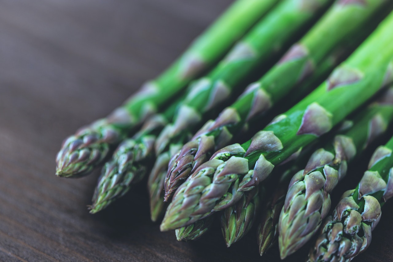 Shallow Click of Asparagus