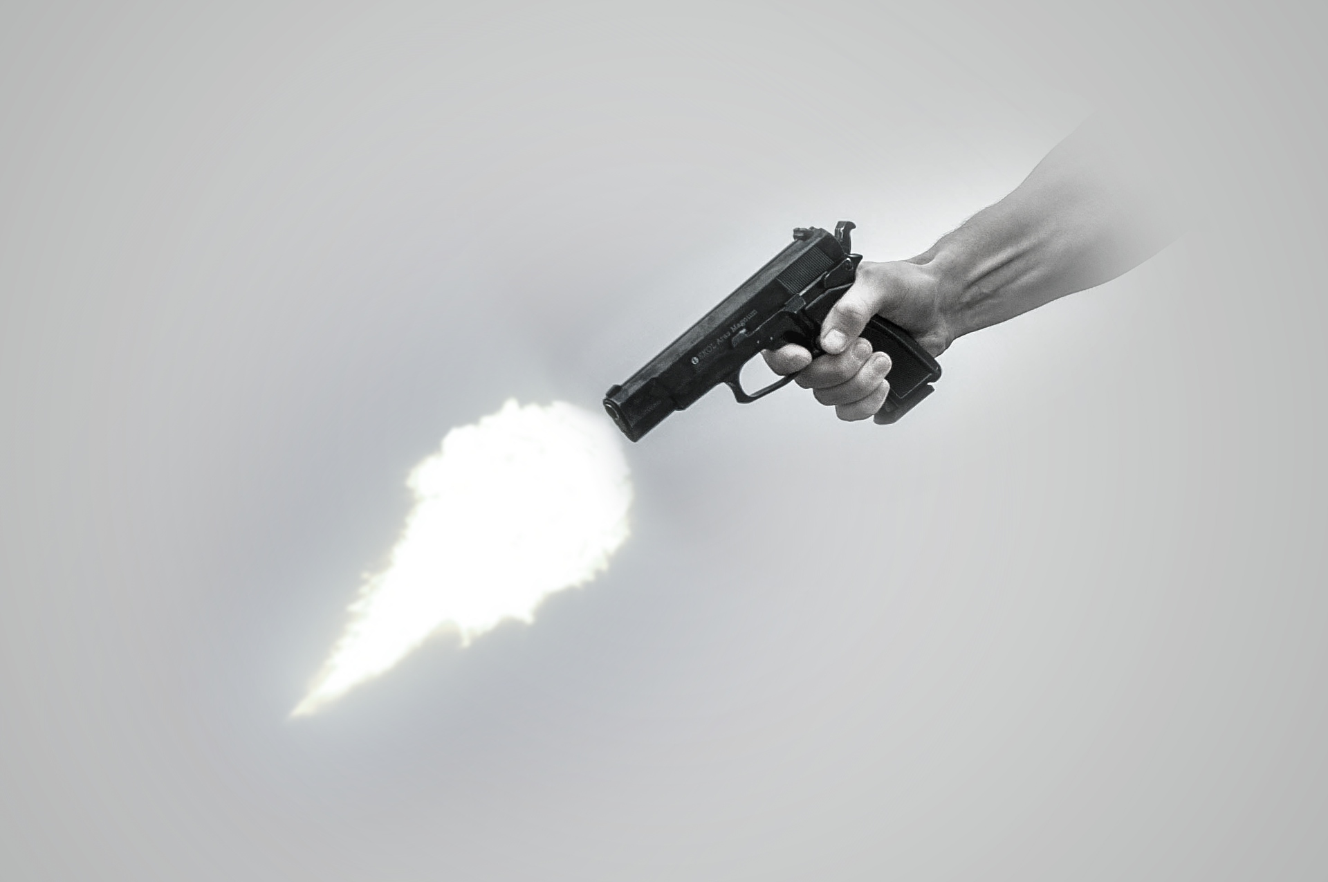 Gunshot Muzzle Pistol Weapon Toward someone