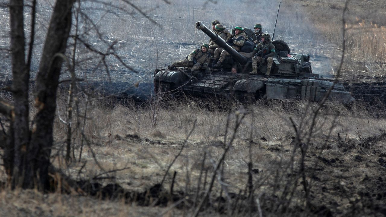 Encircling Bakhmut - Russia's Offensive Campaign At A High Cost