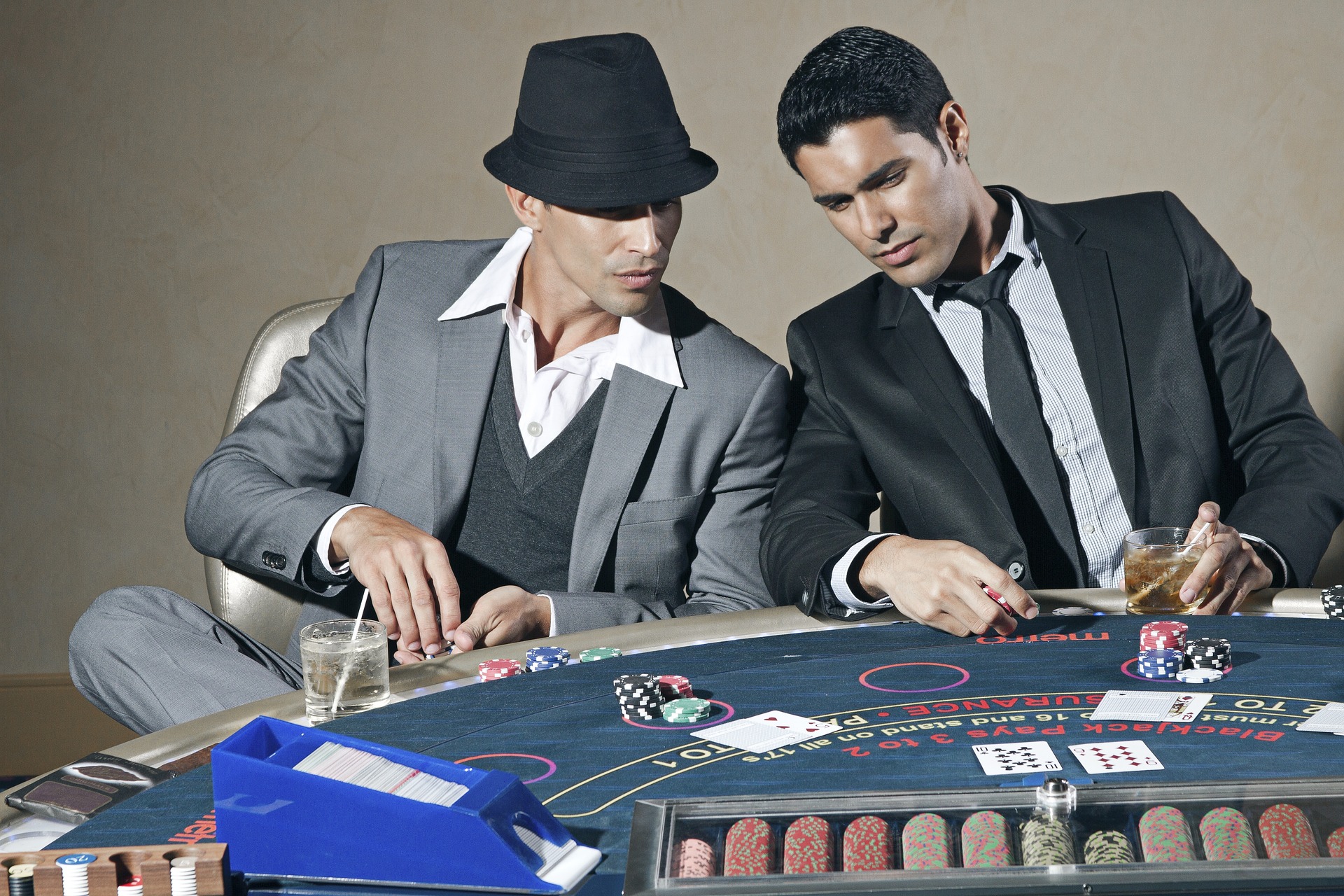 The Psychology And Science Behind Gambling Behavior - What Makes People Gamble?