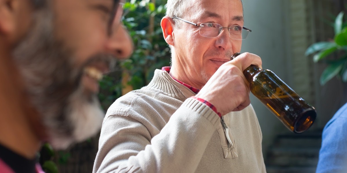 Alcohol And Aging - How Does Alcohol Affect Aging?