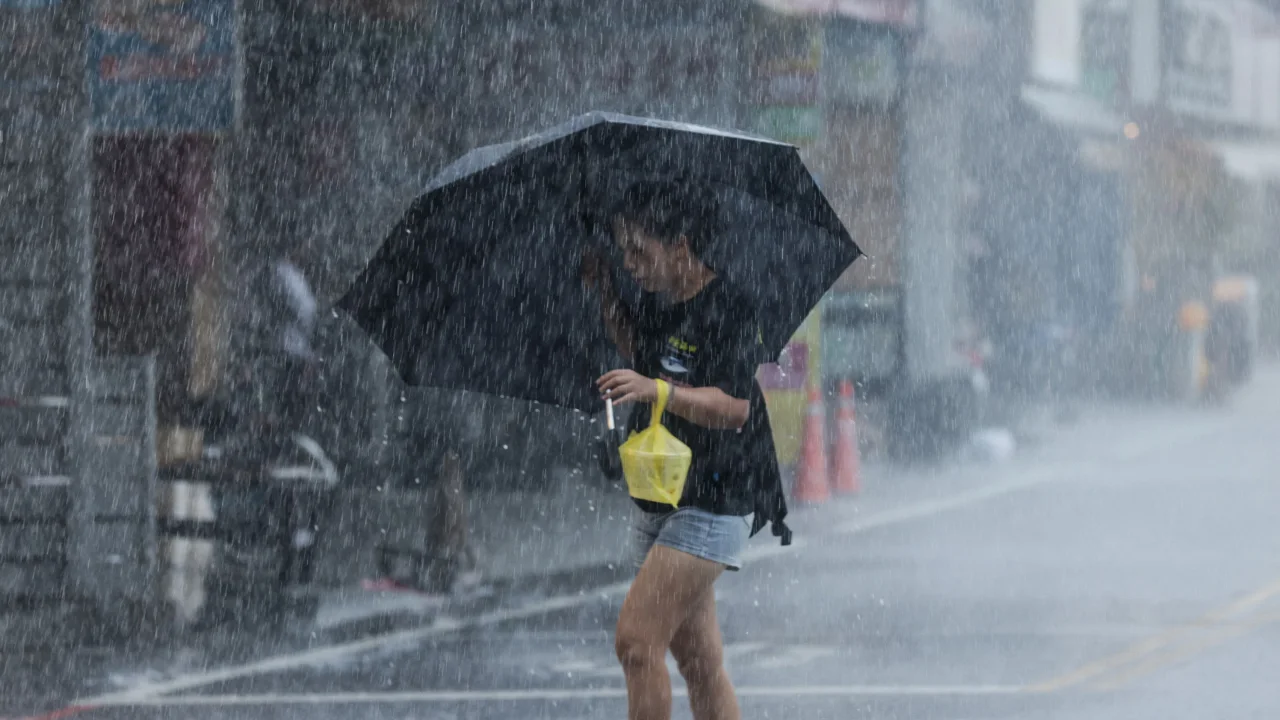 Typhoon Haikui Leaves 44 Injured And Thousands Without Power In Taiwan