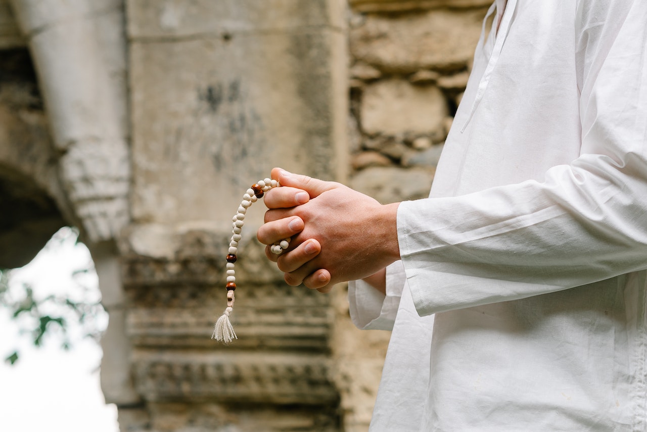 Traveling Mercies Prayer - Seeking Divine Protection On Your Journeys